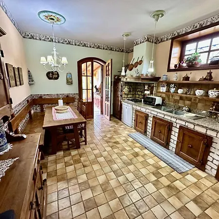 Delle Fontane By Xenia Sicily Villa
